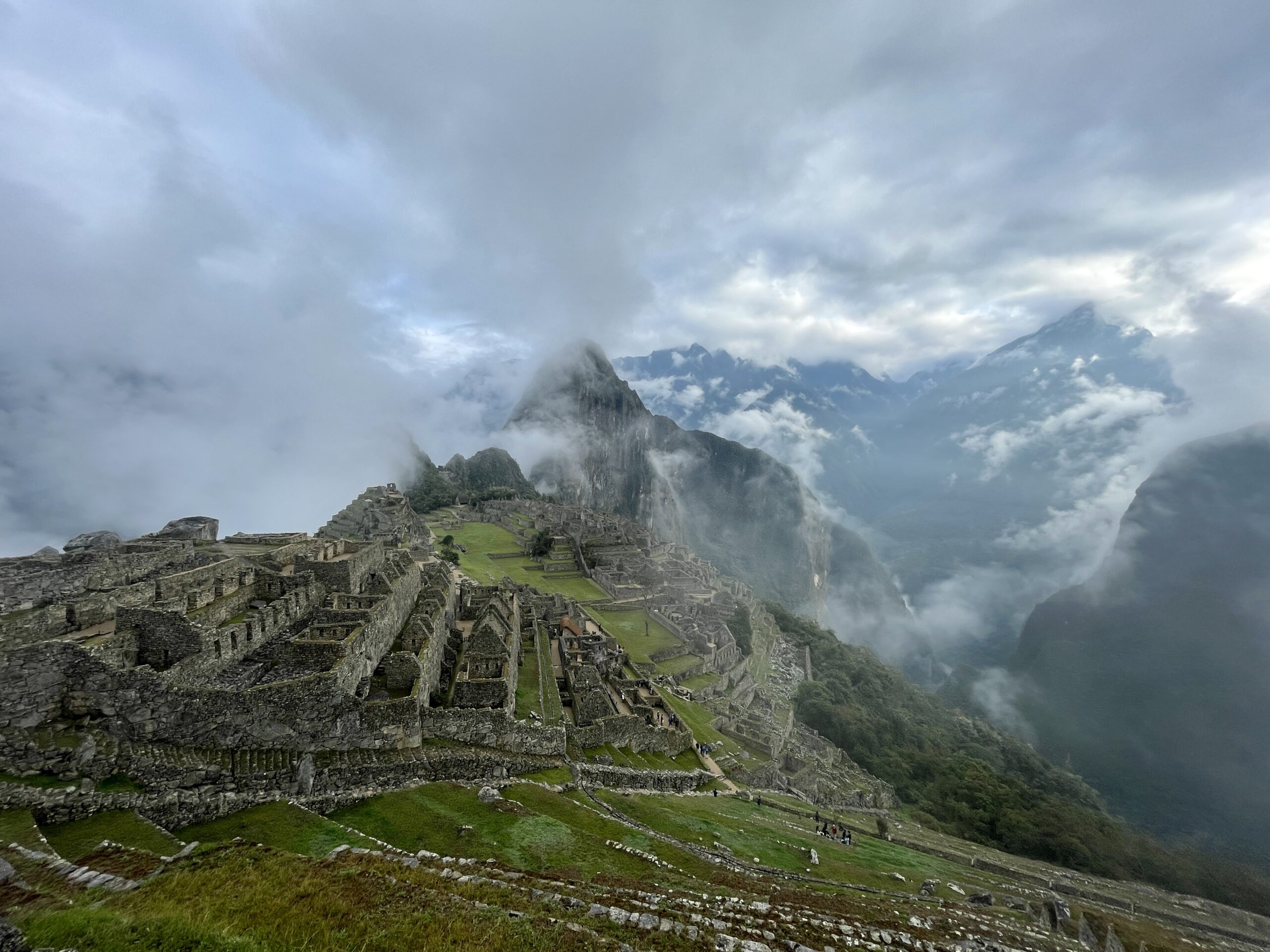 A rollercoaster walk: Choquequirao and Machu Picchu